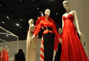 Yves Saint Lauren + Halston: Fashioning the ’70s
